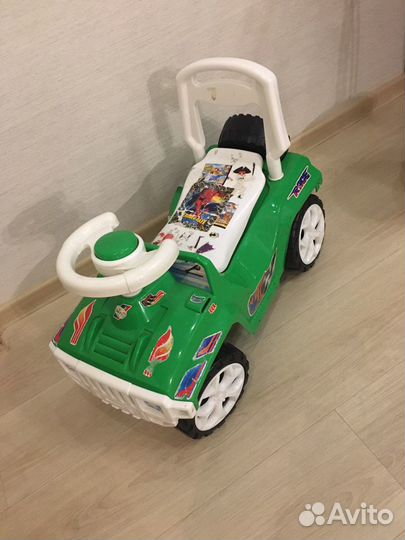 Машинка-каталка