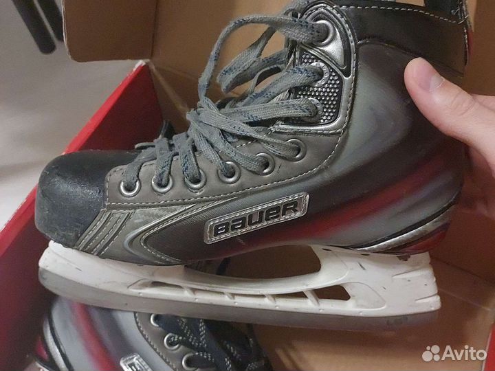 Коньки хоккейные детские