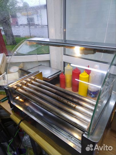 Роликовый гриль для хот-догов