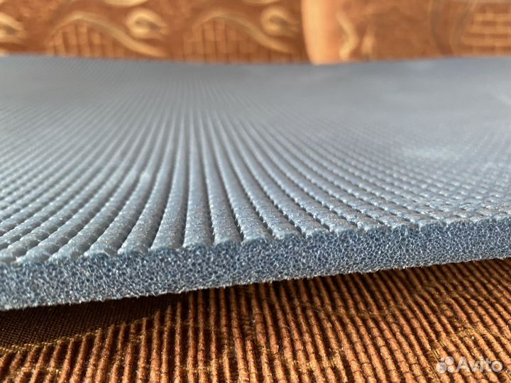 Спортивный коврик для занятий