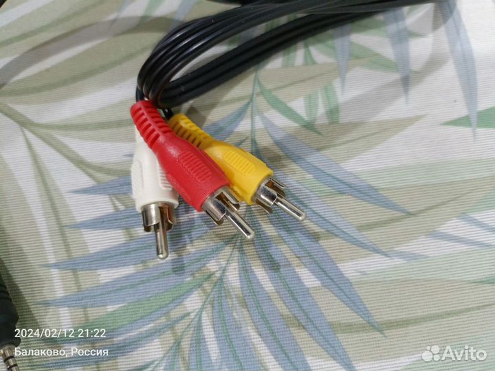 Кабель аудио-видео 3 RCA - AV AUX 2.5 micro-jack