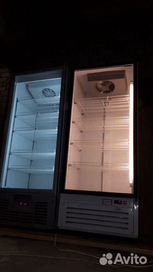 Холодильный шкаф