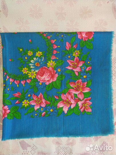 Платки. Комплекты