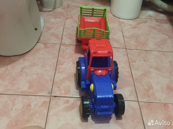 Игрушки машины пакетом