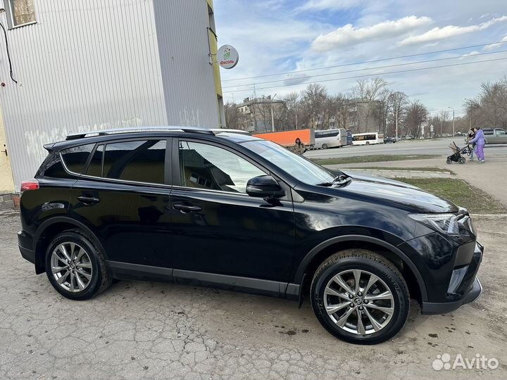 Toyota RAV4 2.5 AT, 2019, 120 000 км