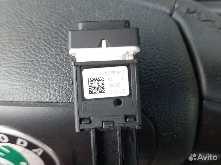 Кнопка подогрева заднего стекла 5j0959621c