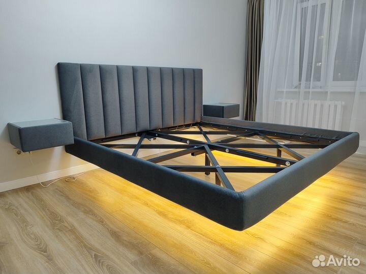 Парящая кровать с подсветкой 160*200