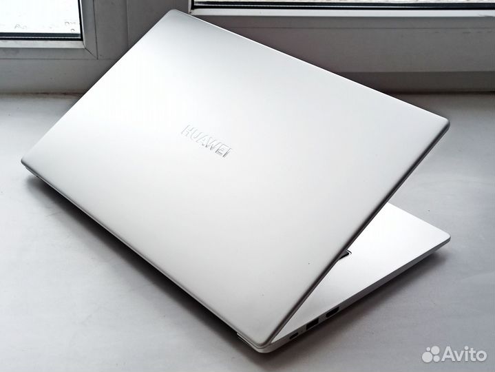 Huawei Matebook D15 / Ryzen 5 / SSD 512gb / FHD