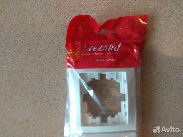 Рамки розеток серии Lezard