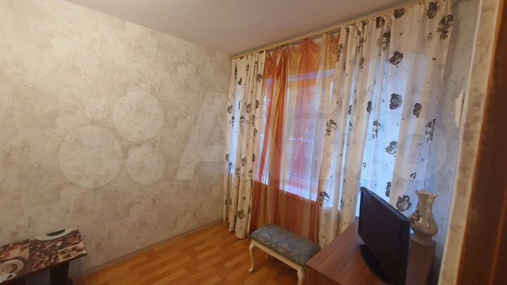 2-к. квартира, 43 м², 1/5 эт.