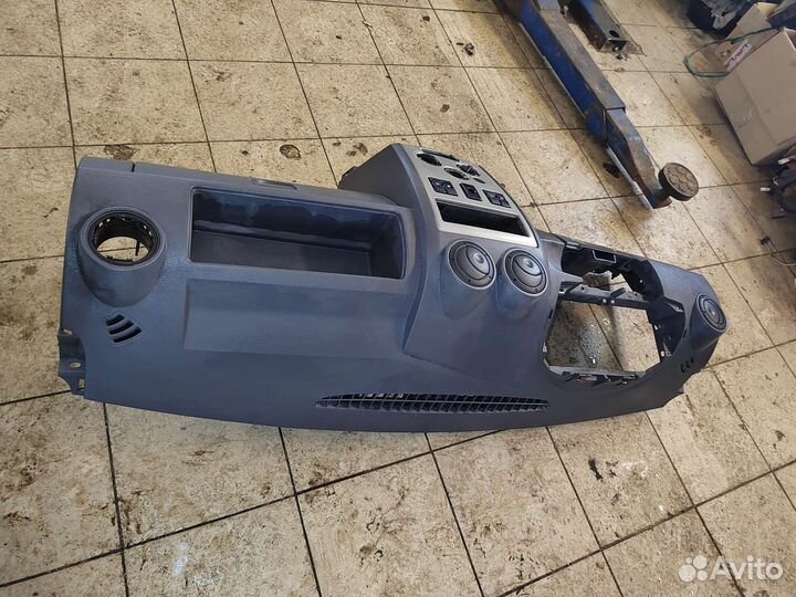 Торпеда с подушкой Renault Logan 1