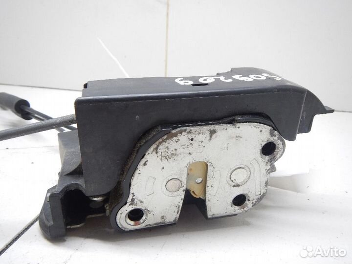 Замок двери передней правой Hummer H3 2005-2010