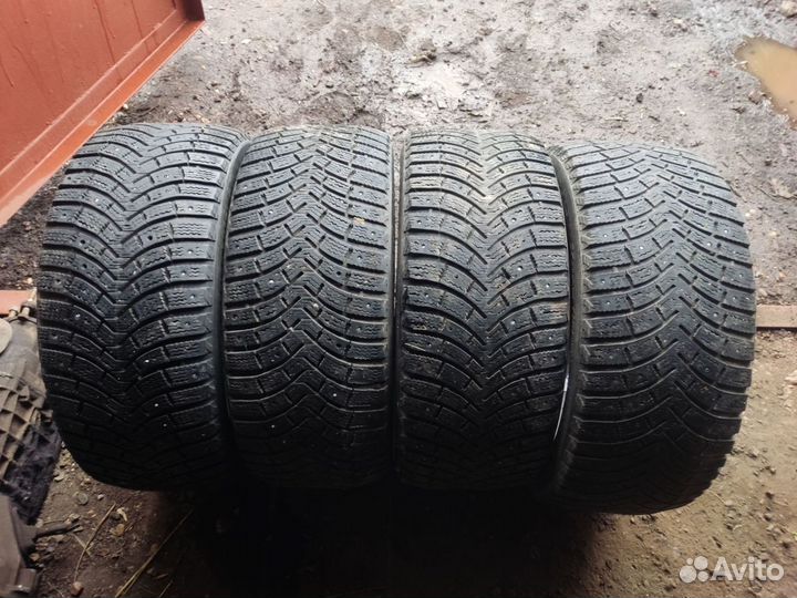 Michelin Pilot Alpin 235/35 R17