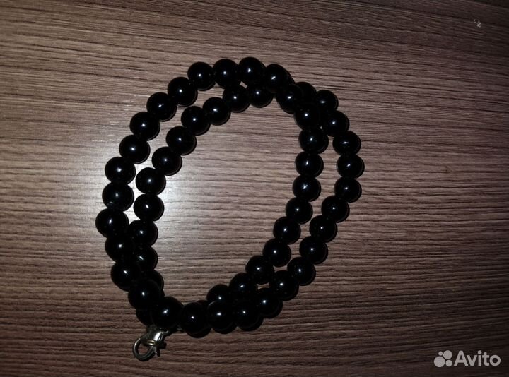 Бусы из стекла