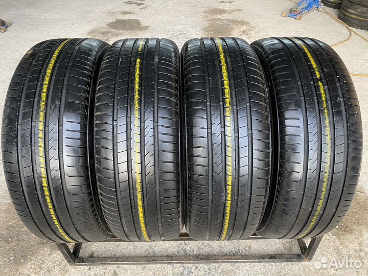 Bridgestone Alenza 001 235/55 R20