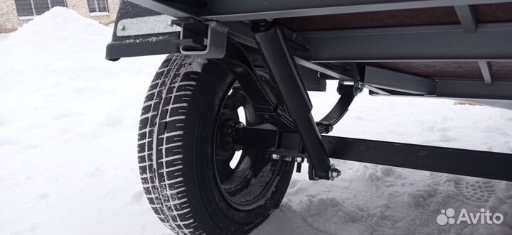 Легковой прицеп 