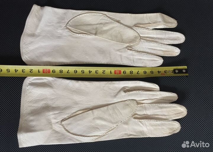 Перчатки старинные