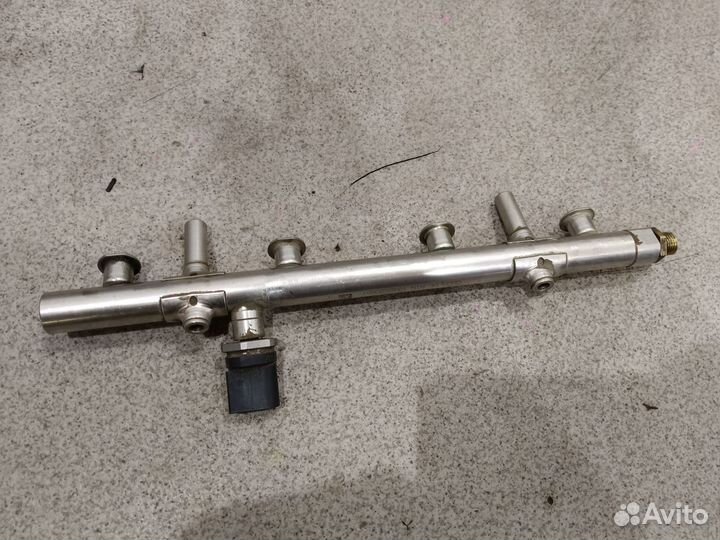 Топливная рампа для 1.8 CJS GEN 3 Skoda Octavia A7