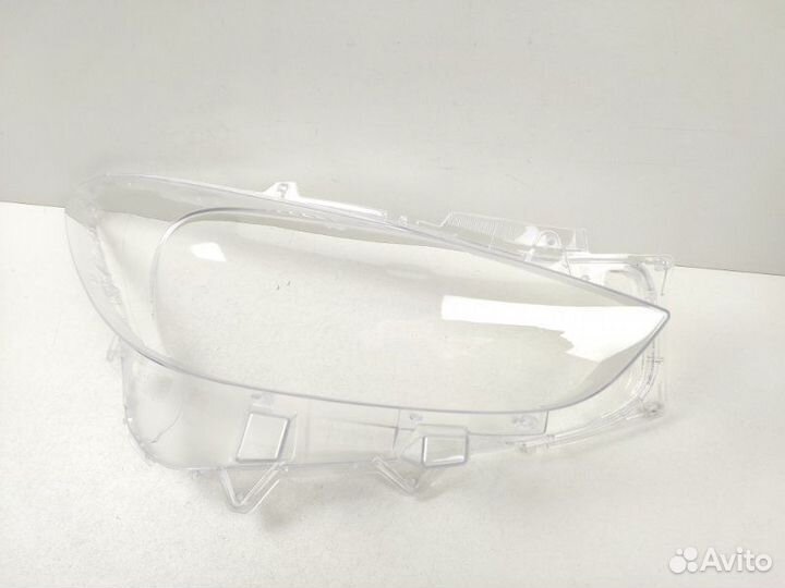 Стекло фары правое Mazda 3 BM 2016-2019
