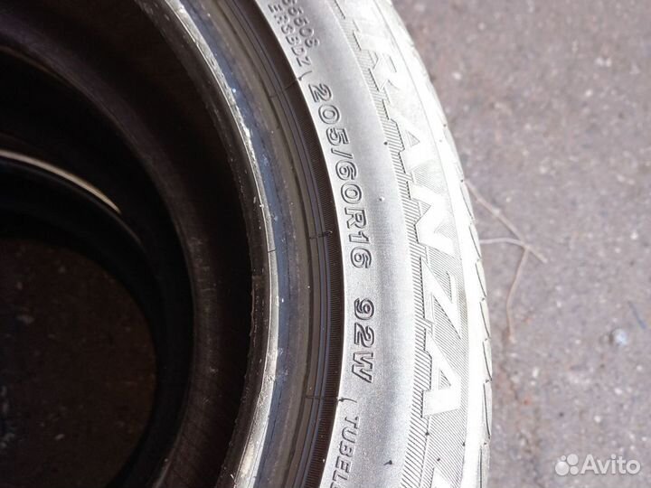 Accelera PHI 16.00/4.5 R16 и 205/6 R6 20