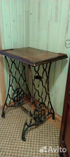 Туалетный столик с зеркалом бу