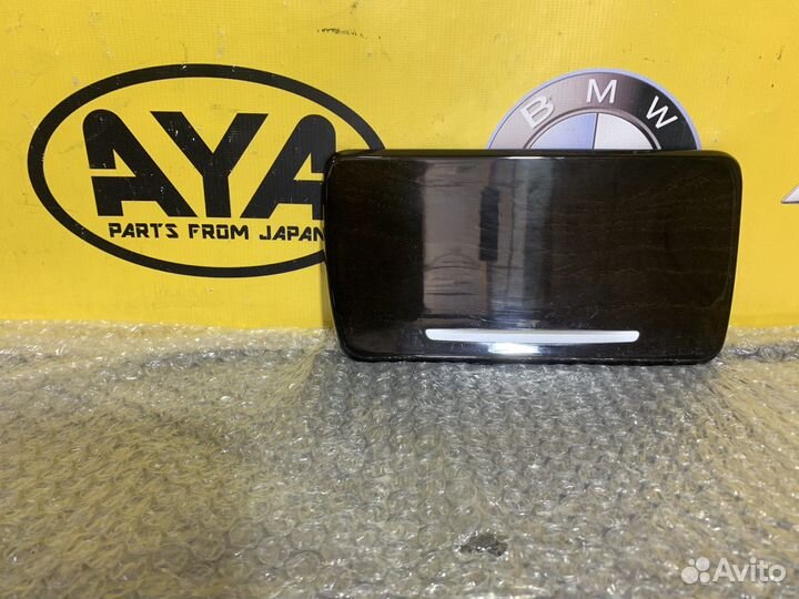 Декоративная накладка подстаканника bmw f10