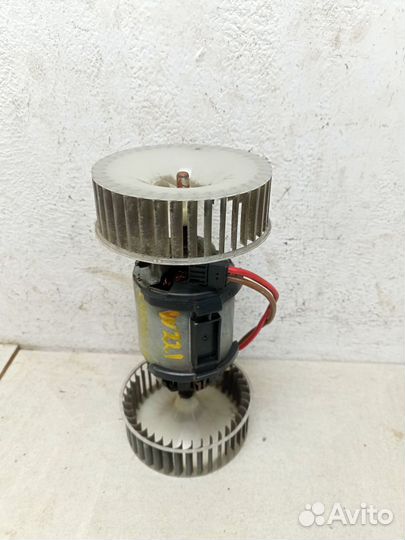 Моторчик печки A2218202714
