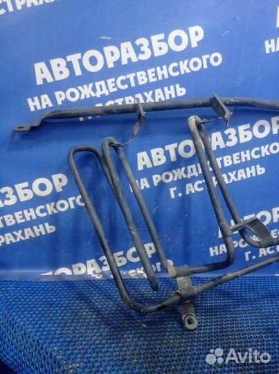 Радиатор охлаждения гур Audi A6C5 седан 2000