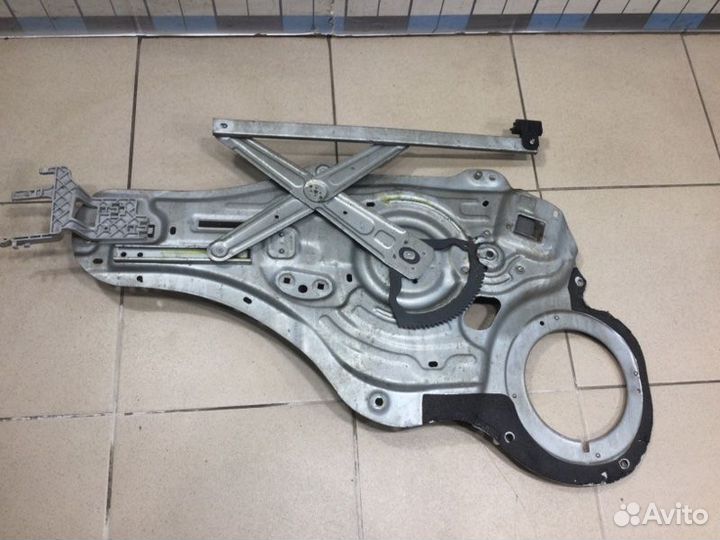 Стеклоподъемник электр. передний правый передний