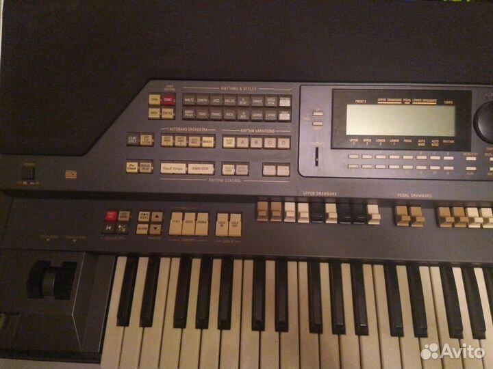 Орган Hammond XE-1