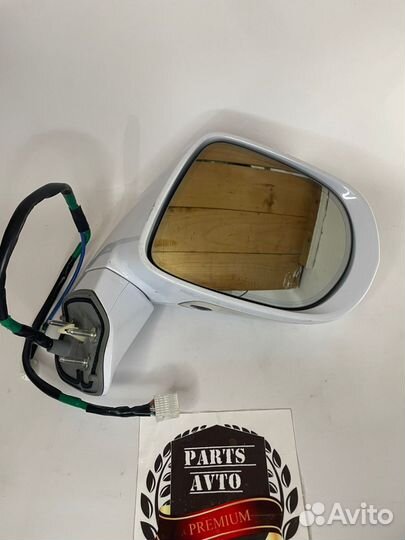 Зеркало правое Lexus RX3 с камерой