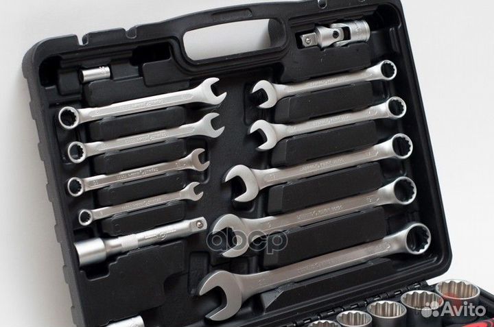 Набор инструментов (82 предмета) 