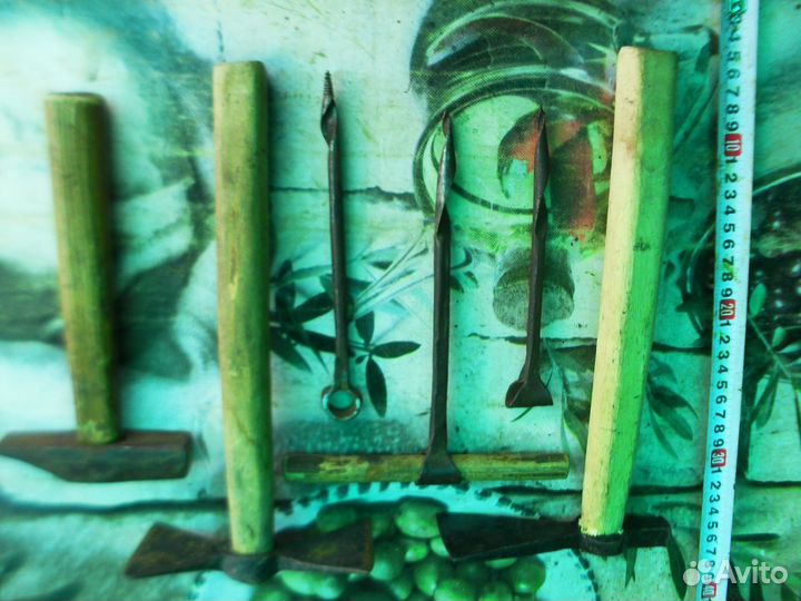 Молоток плотника,столяра,сапожный,для косы и други