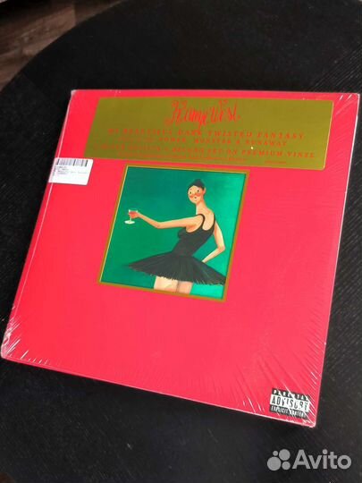 Пластинка Kanye West — My Beautiful Dark Twisted