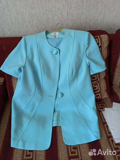 Костюм женский