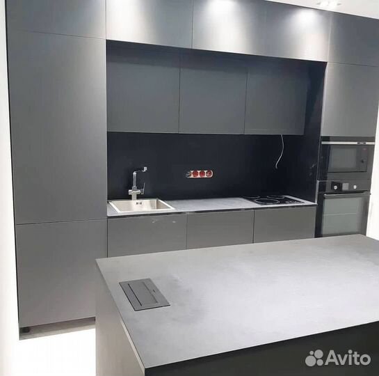 Кухонный гарнитур на заказ. Paccpoчкa дo 12 мecяцe