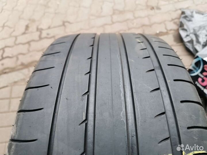 Yokohama 124R 285/45 R21