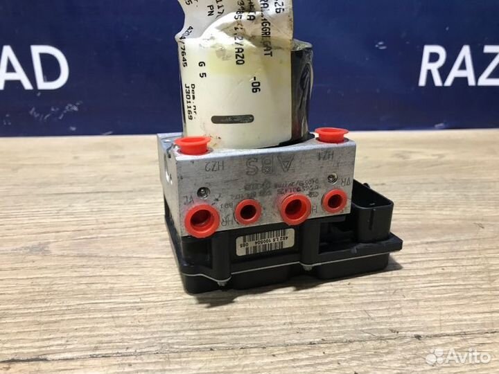 Блок abs Skoda Fabia 2004