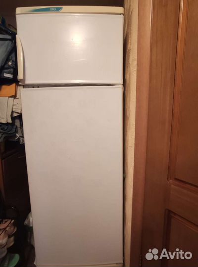 Холодильник бу Стинол