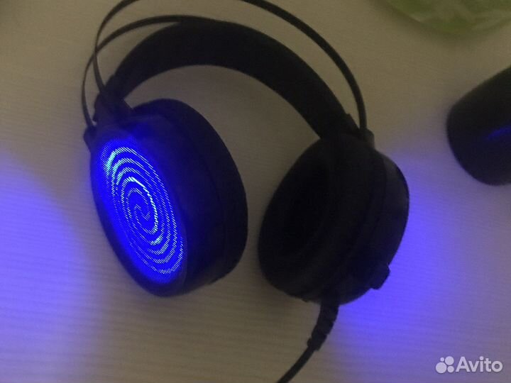 Игровые наушники с микрофоном