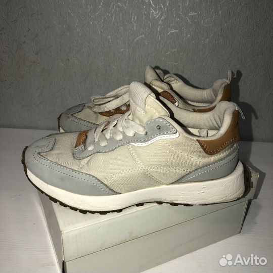 Кроссовки детские