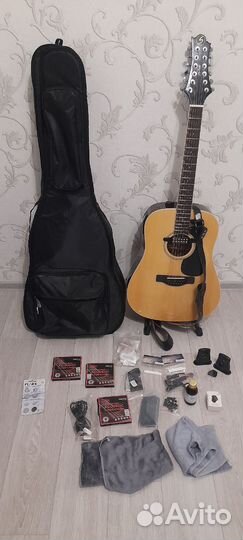 Акустическая гитара