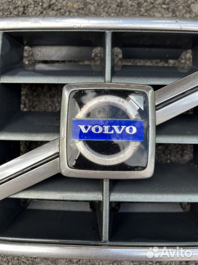 Решетка радиатора volvo