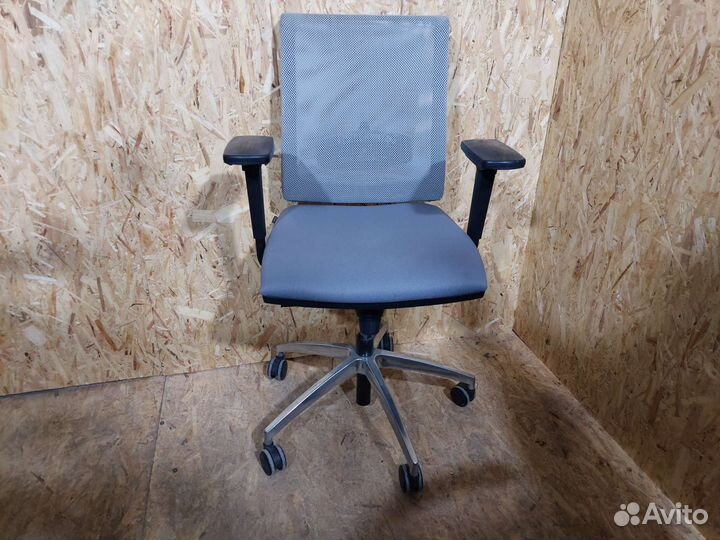 Компьютерное кресло аresline, Италия