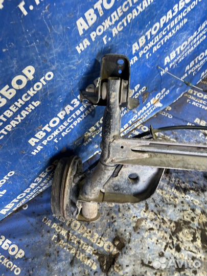 Задняя балка Renault Clio седан K4JA712 2001