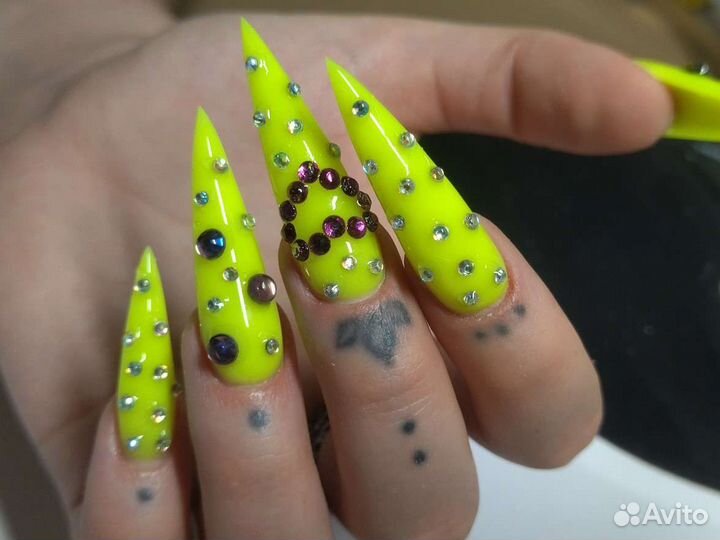Наращивание ногтей маникюр