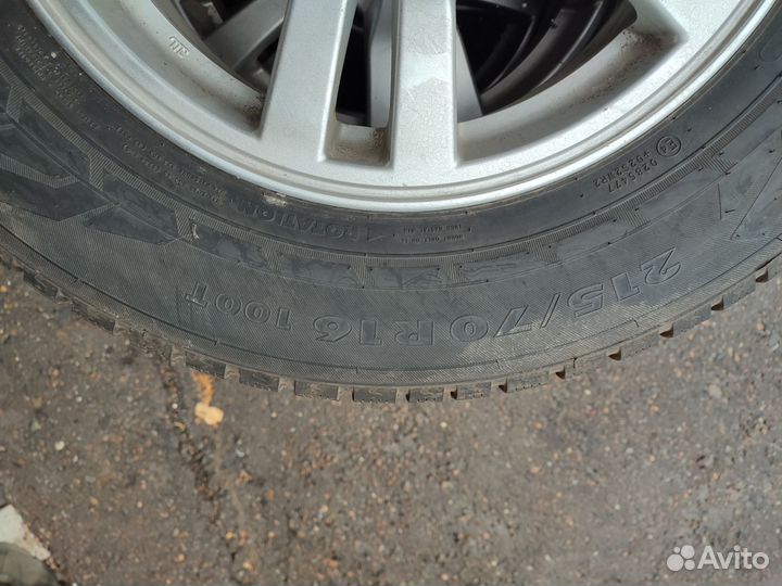 Nokian Tyres Hakkapeliitta 7 SUV 215/70 R16 100T