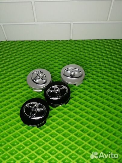 Заглушки колпачки на литые диски на Toyota
