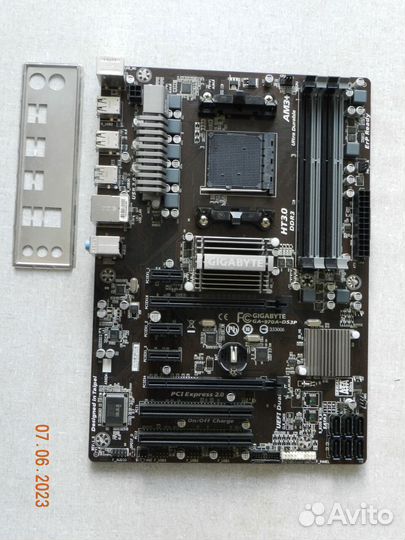 Материнская плата AM3+