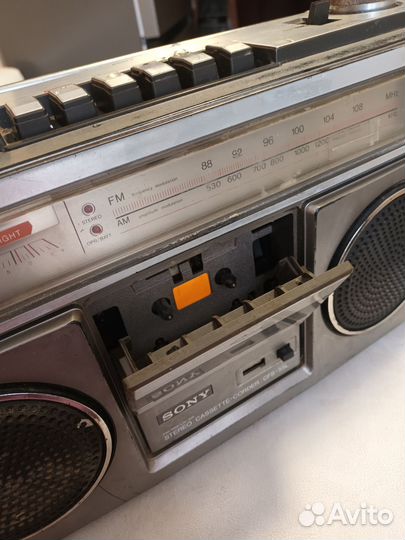 Стереомагнитофон sony